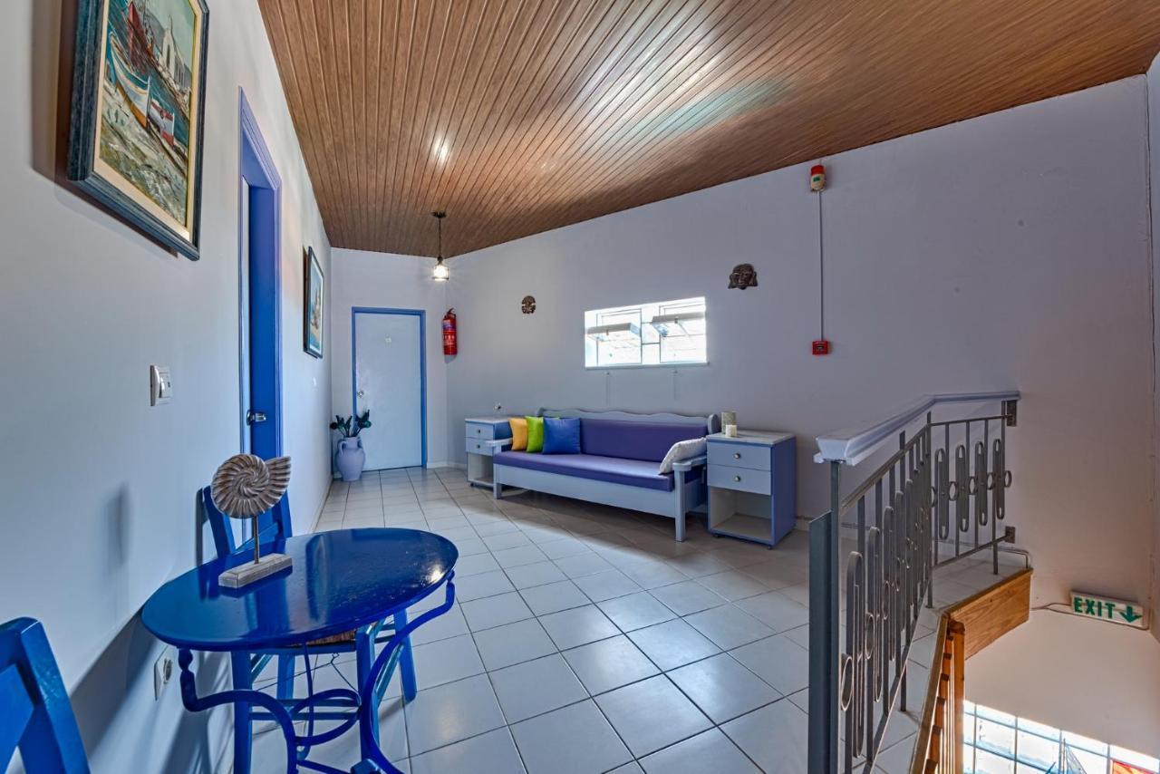 פורוס Anemos Studios & Apartments מראה חיצוני תמונה