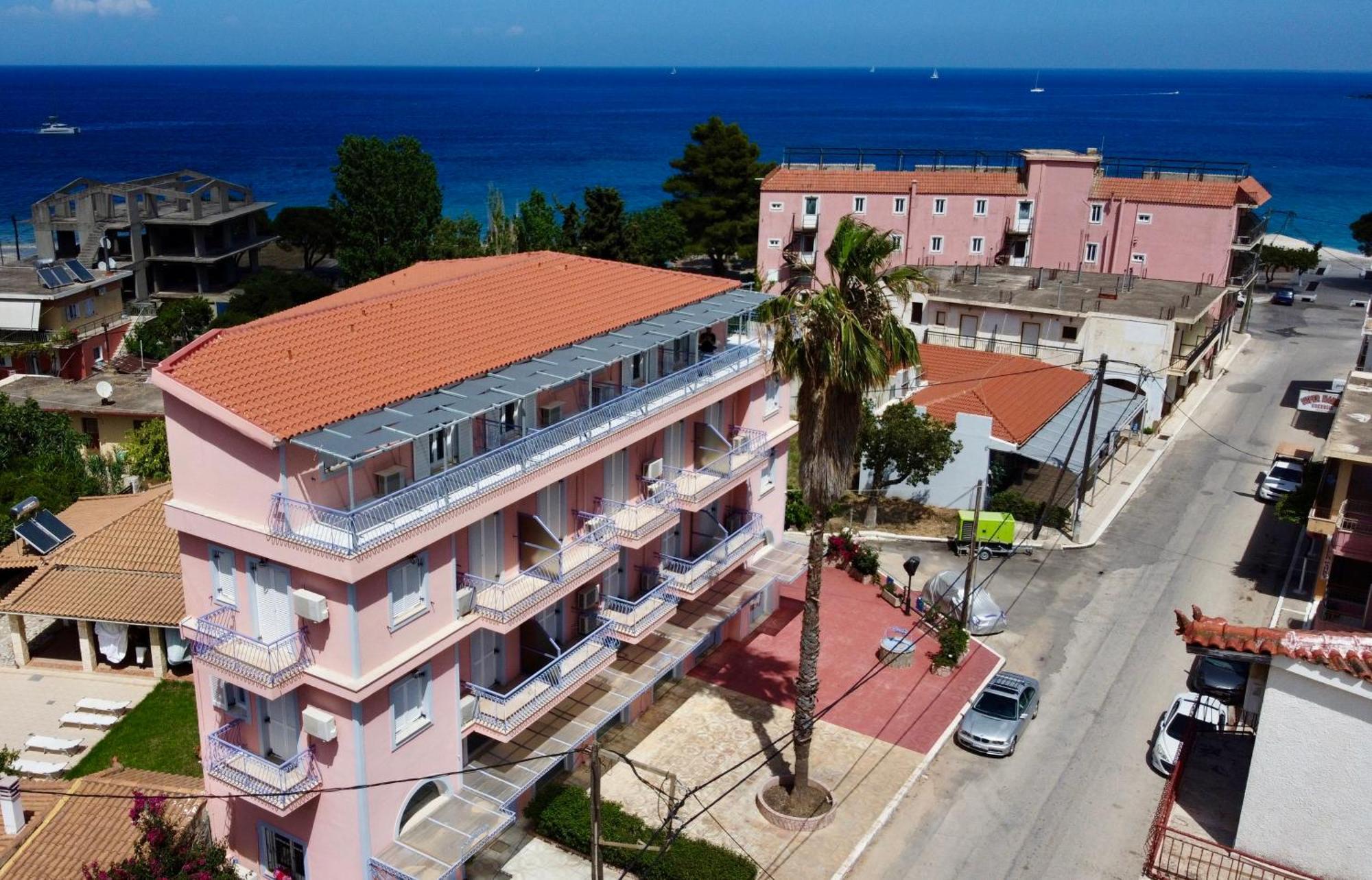 פורוס Anemos Studios & Apartments מראה חיצוני תמונה